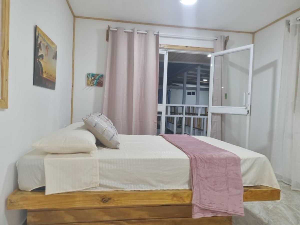 Posada Aleeny Providencia  Экстерьер фото
